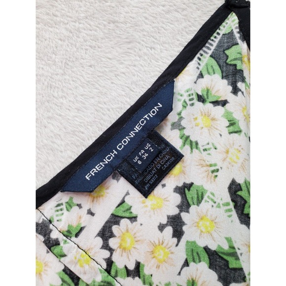 French Connection Romper Women Sz 2 Multi Floral Viscose Sleeveless Wrap V Neck‎ - Picture 5 of 7